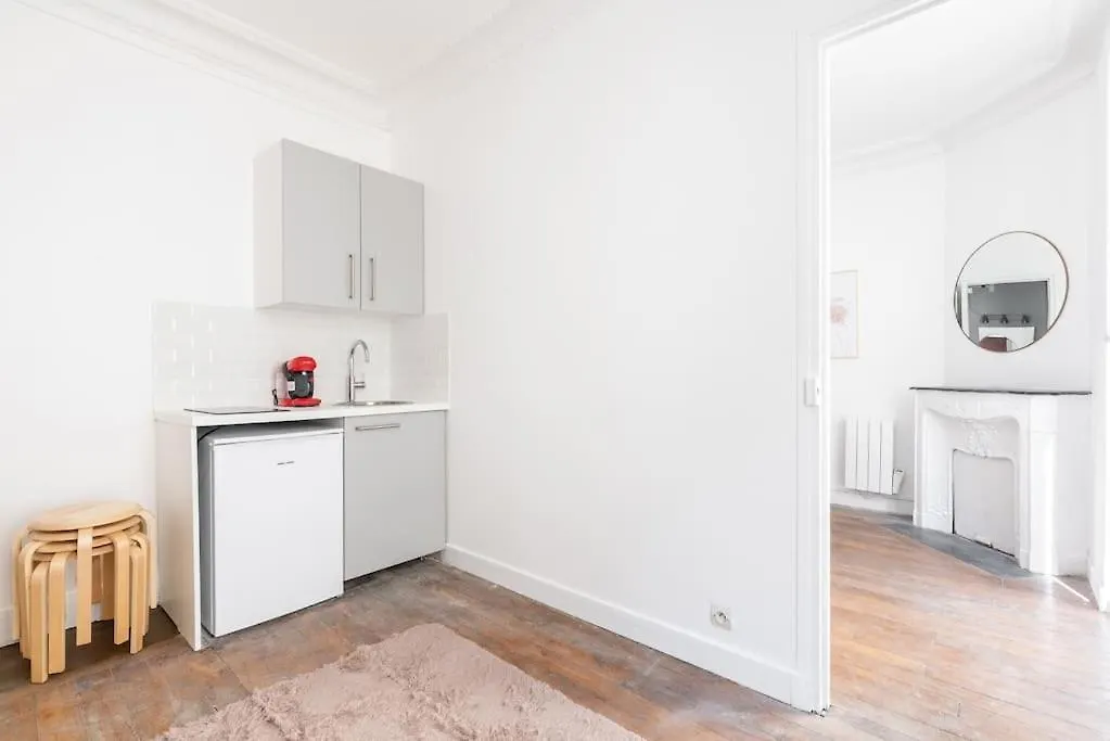 Appartement Proche Gare Montparnasse Terracota-Iii Parijs